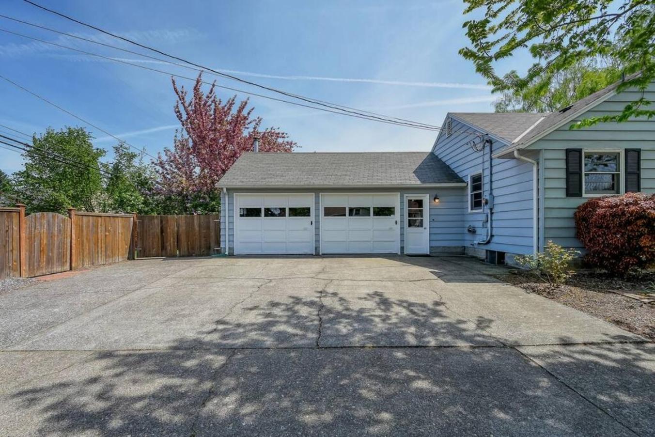 Beautifully Designed, King Beds, 2 Living Rooms Vancouver Exterior photo